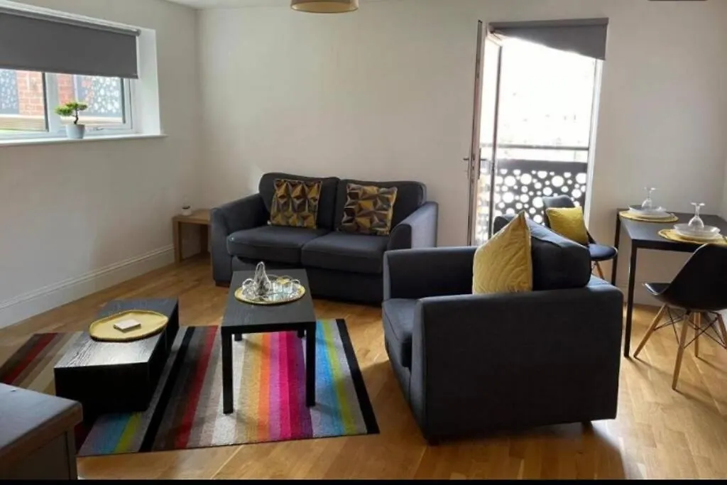 Hu1 Stylish Cozy Central Apartment Wifi H3 Kingston upon Hull 0*,  Großbritannien